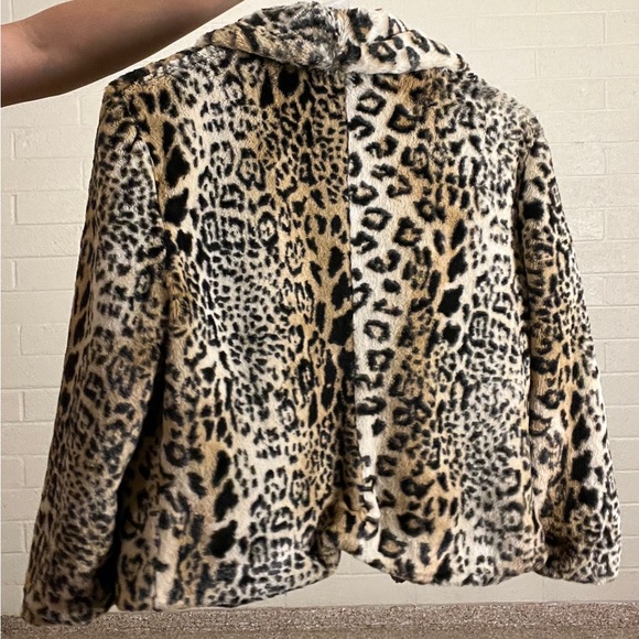 Sexy & luxury soft and warm classy jacket - Picture 5 of 7